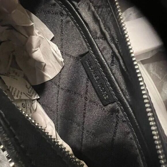 Michael Kors Jet Set Crossbody Bag Purse NEW Black Logo - Picture 4 of 7